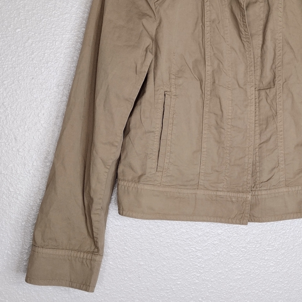 Theory Khaki Button-Down Jacket - Picture 9 of 15